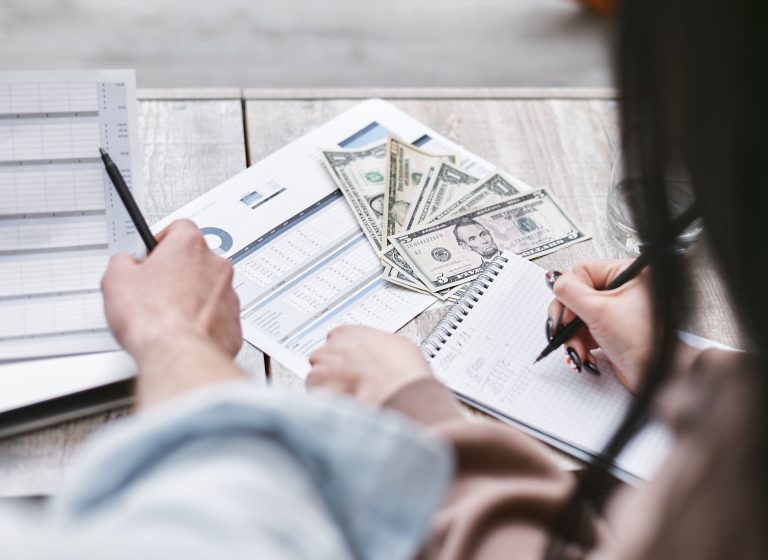 How to Create a Budget When You Live Paycheck to Paycheck